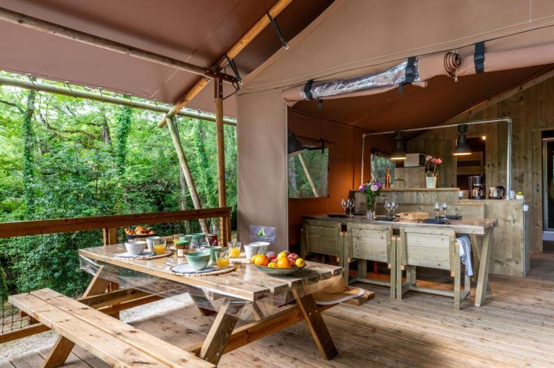 Camping La Serre Aigues-Vives  Eksteriør billede